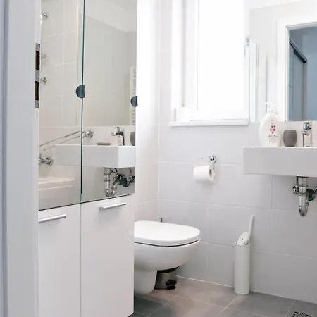 Apartment Whisper I 1 Bedroom In Aviatiei With Free Parking